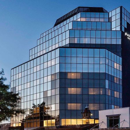 Hotel Pullman Rotorua Zewnętrze zdjęcie The building of the company in Madrid