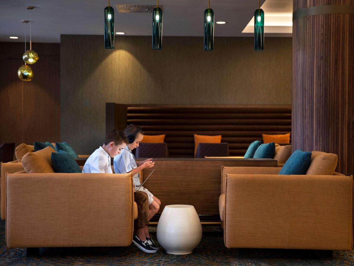 Hotel Pullman Rotorua Zewnętrze zdjęcie The lounge at the airport
